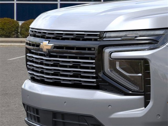 New 2025 Chevrolet Suburban High Country image 13