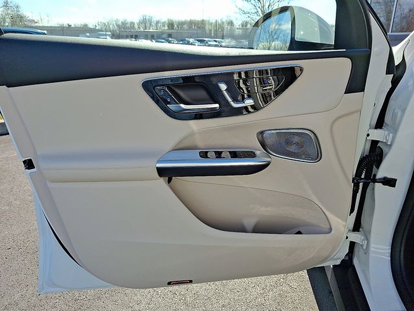 Used 2026 Mercedes-Benz GLC 300 4MATIC image 11