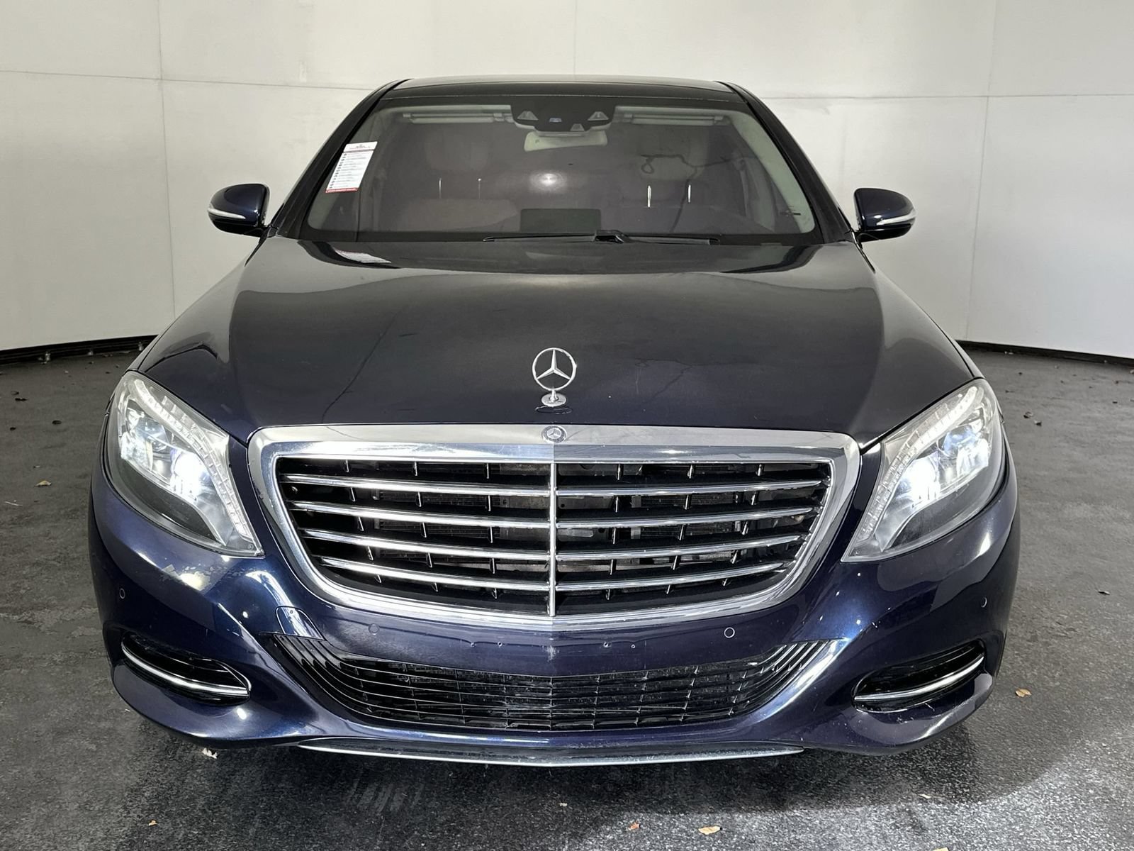 Used 2017 Mercedes-Benz S 550 4MATIC Sedan image 3