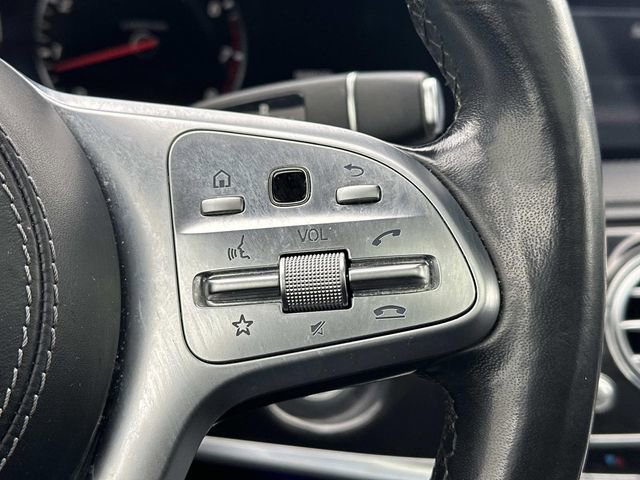 Used 2020 Mercedes-Benz S 560 4MATIC Sedan image 23