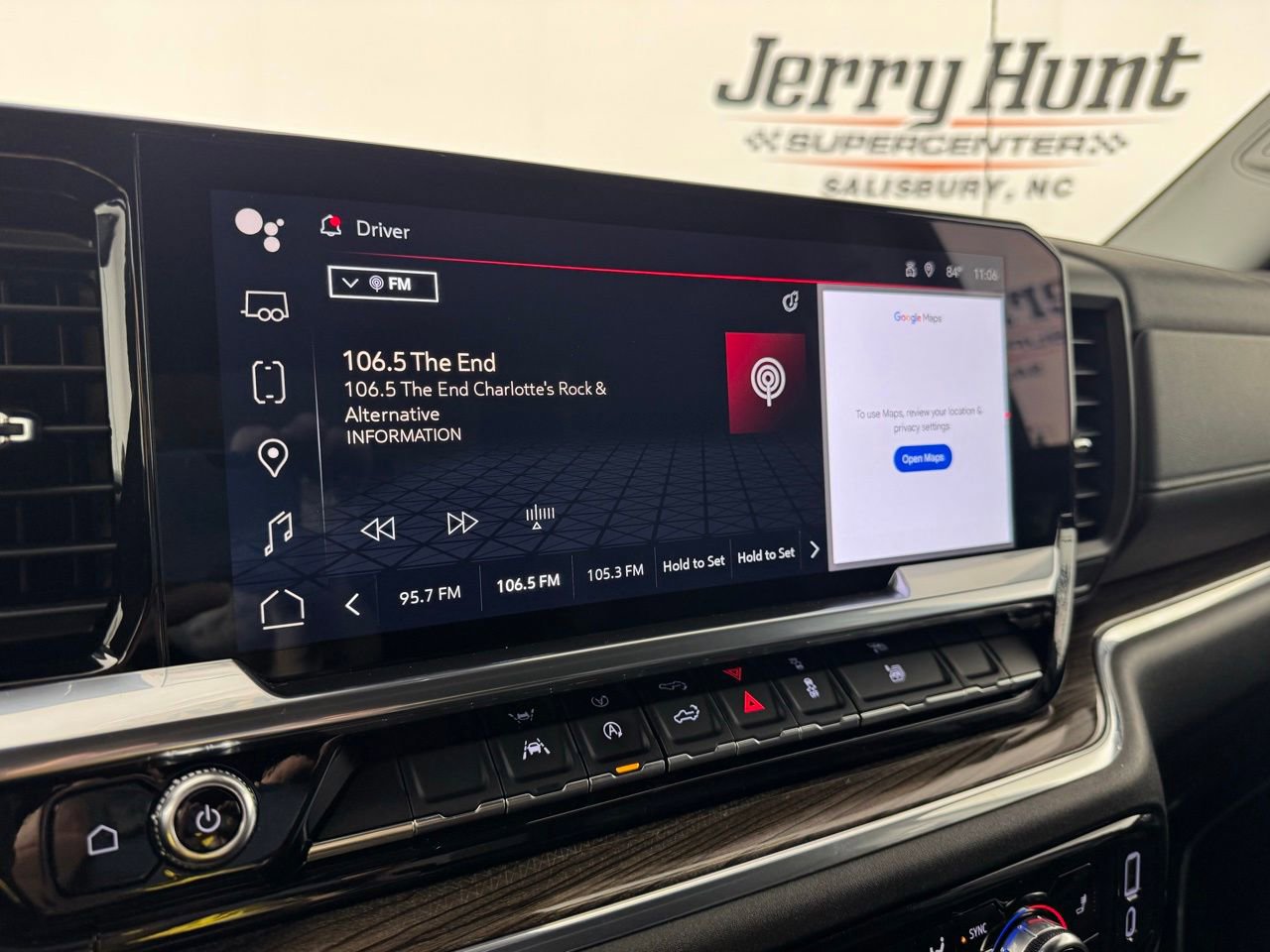 Used 2024 GMC Sierra 1500 Elevation image 22