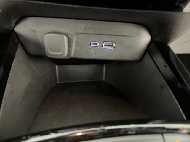 Used 2024 Chevrolet Trax LT w/ Driver Confidence Package FWD image 29