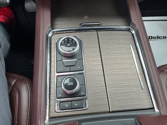 Used 2023 Ford Expedition Limited AWD/4WD image 18