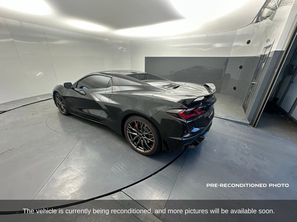 Used 2023 Chevrolet Corvette Stingray Premium Conv w/ Z51 Performance Package image 3