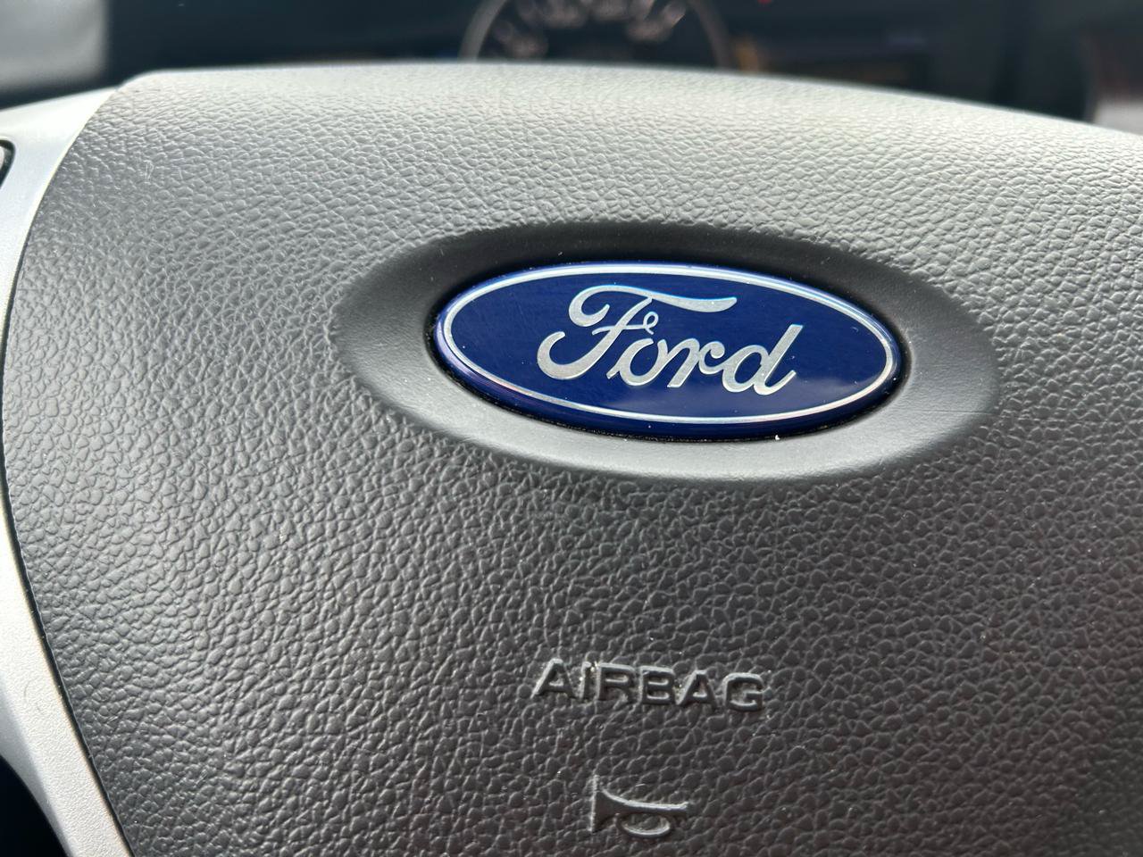 Used 2013 Ford Edge Limited image 21