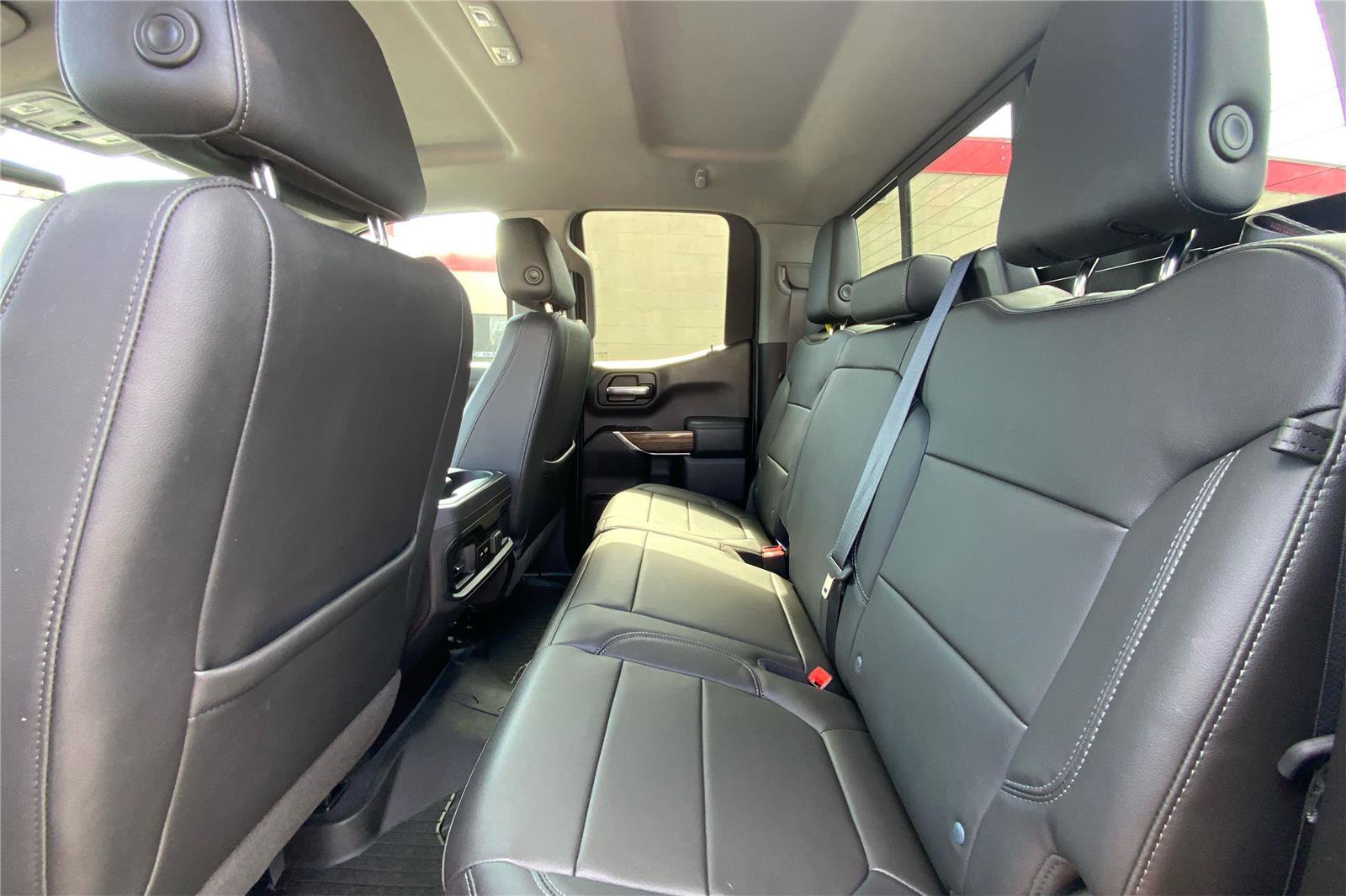 Used 2020 Chevrolet Silverado 1500 RST image 11