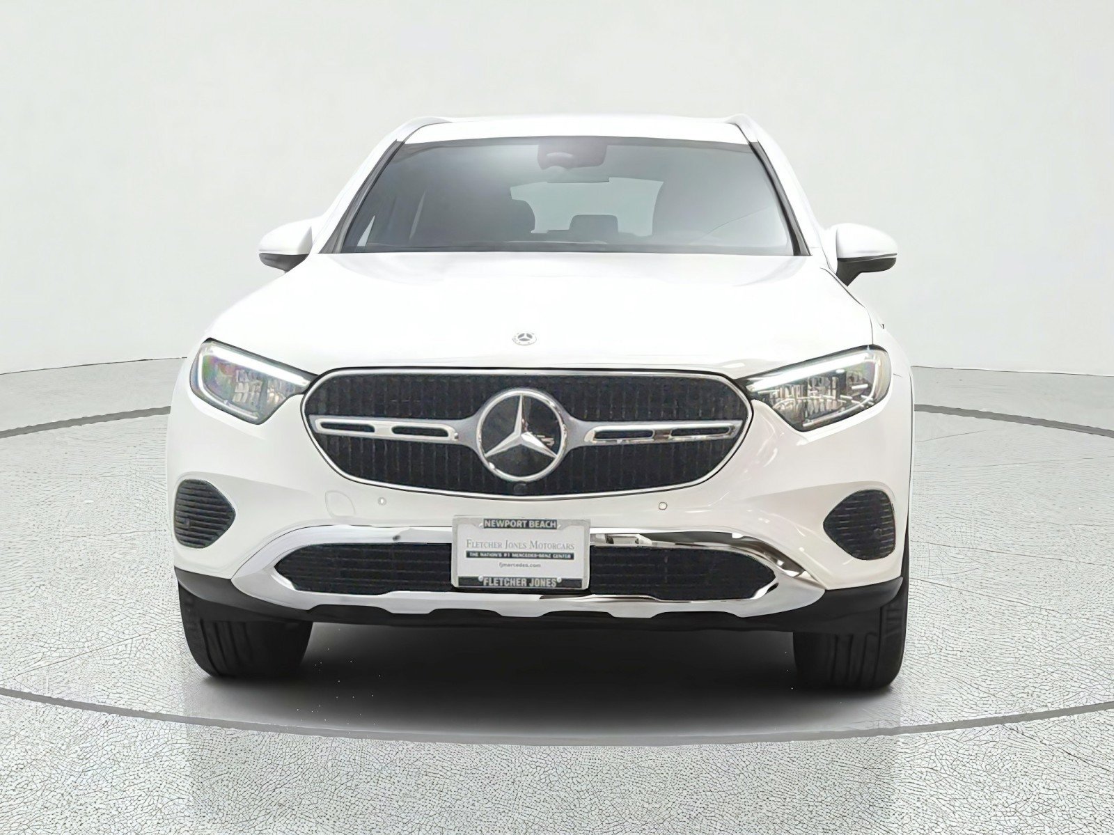Certified 2026 Mercedes-Benz GLC 300 image 2