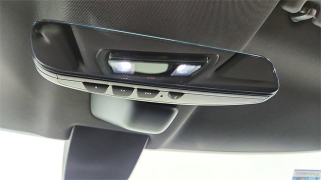 Used 2025 Volkswagen ID. Buzz Pro S image 50