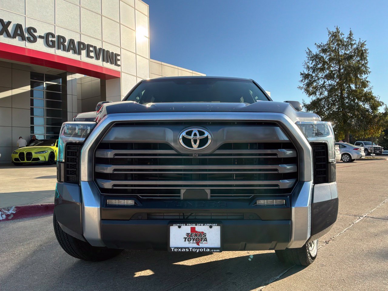 Used 2024 Toyota Tundra Limited AWD/4WD image 3