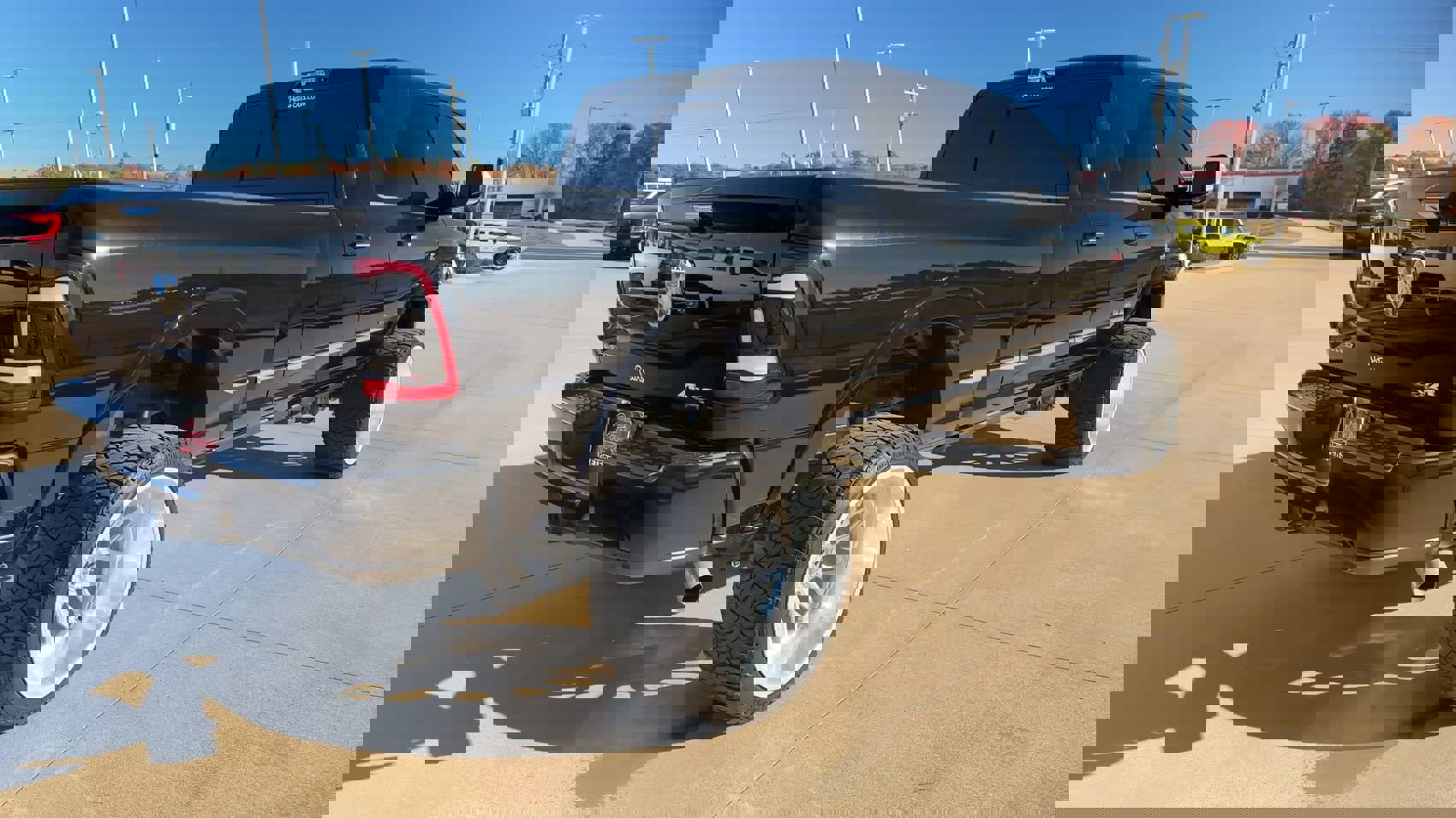 Used 2022 RAM 2500 Limited image 9