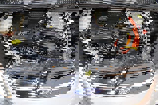 Used 2013 Ford C-MAX SE FWD image 25