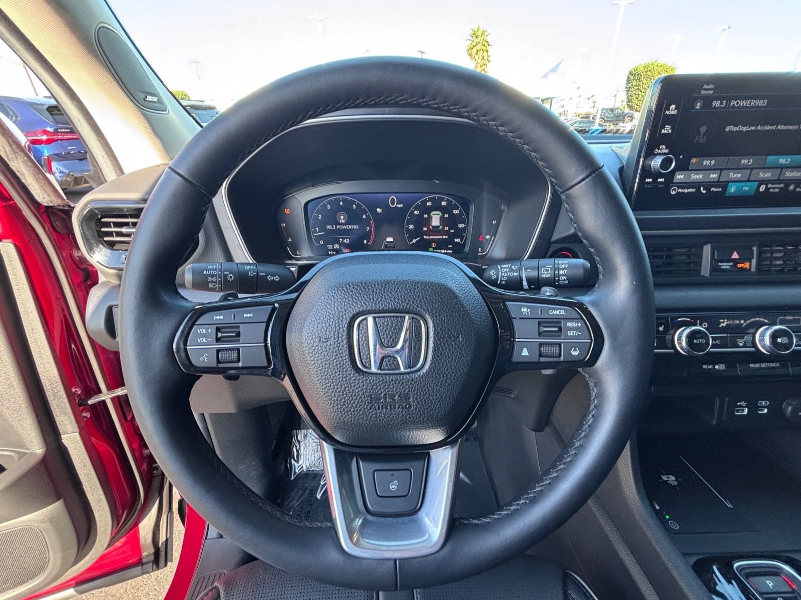 Certified 2025 Honda Pilot Elite image 23