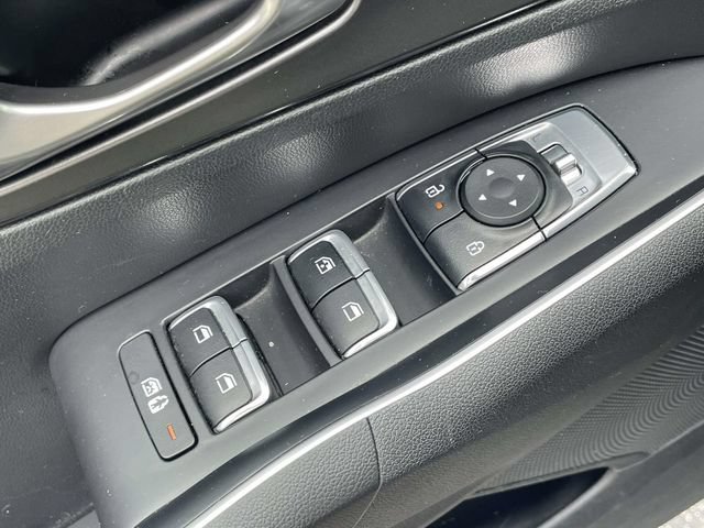 Used 2024 Kia Sorento S AWD/4WD image 18
