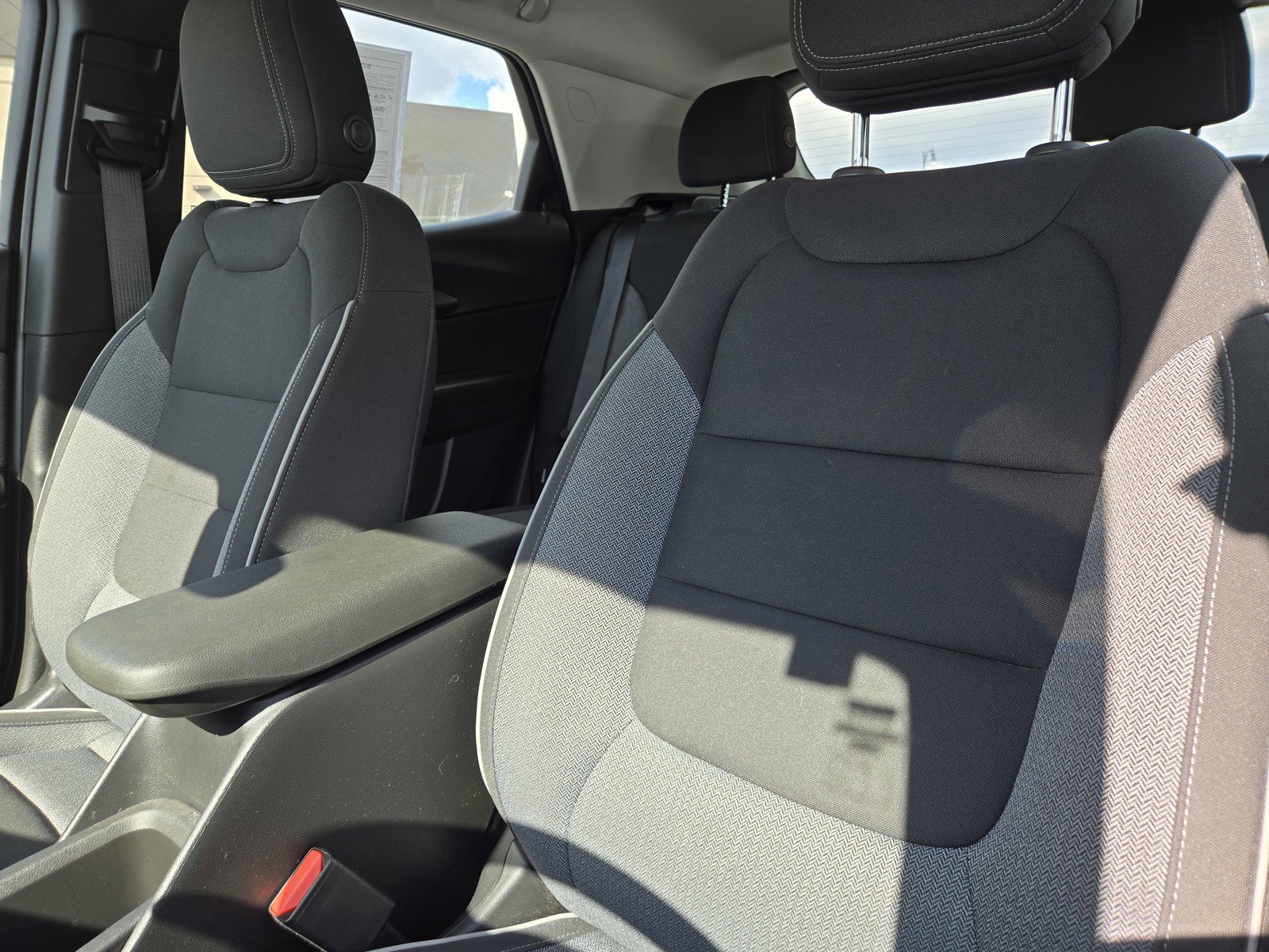 Used 2023 Chevrolet TrailBlazer LS image 13