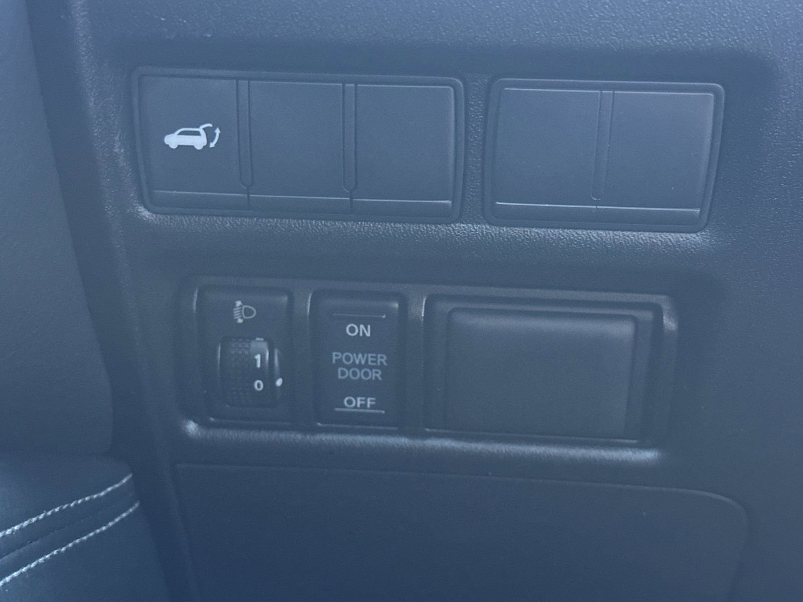 Used 2018 Nissan Armada SL w/ Moonroof Package image 32