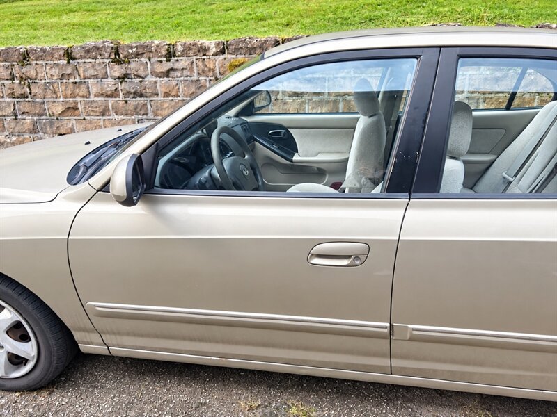 Used 2005 Hyundai Elantra GLS FWD image 17
