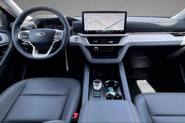 New 2026 Ford Explorer Active AWD/4WD image 5