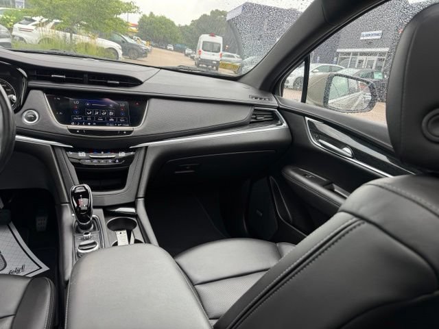 Used 2022 Cadillac XT5 Premium Luxury AWD/4WD image 38