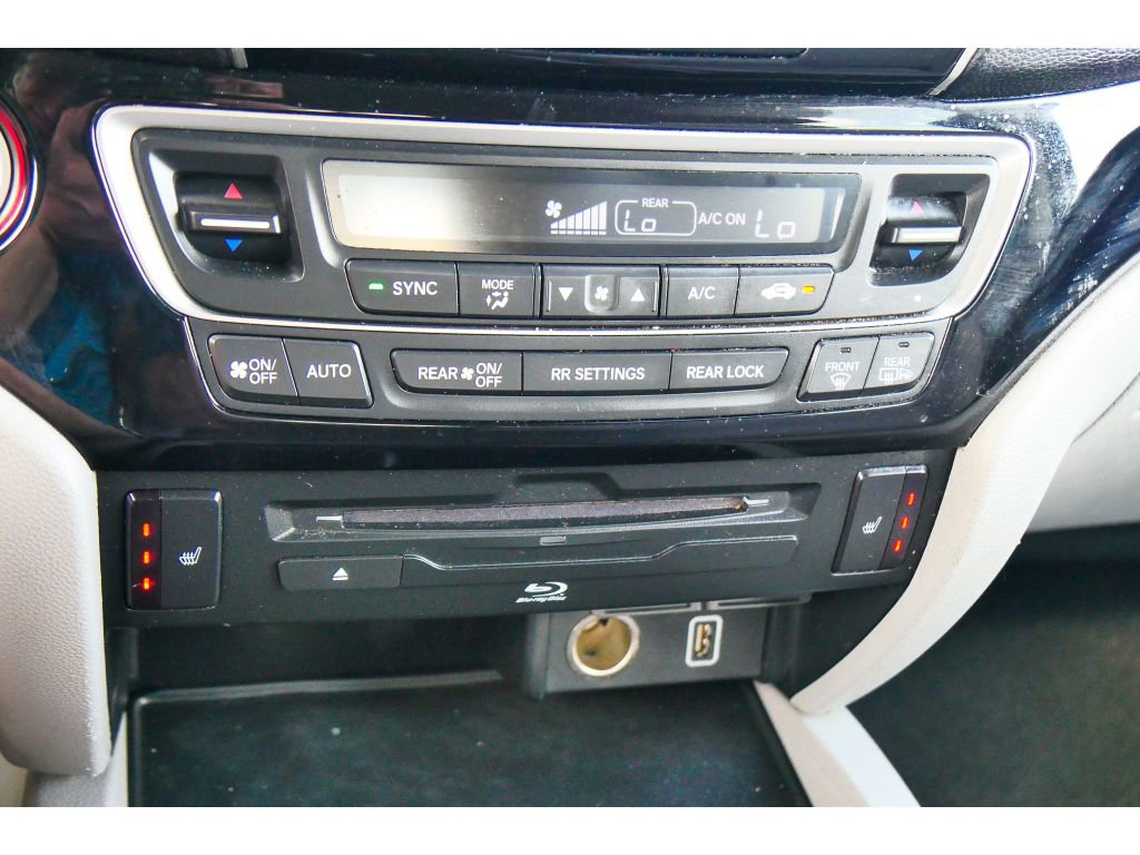 Used 2022 Honda Pilot Touring image 28