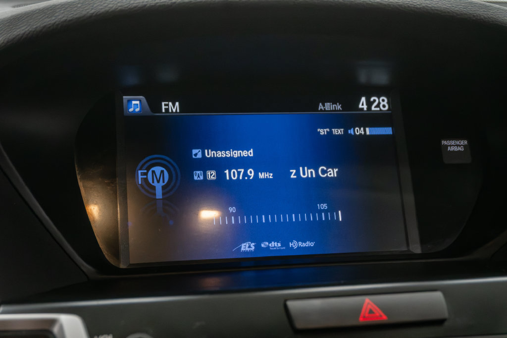 Used 2016 Acura TLX w/ Technology Package FWD image 20