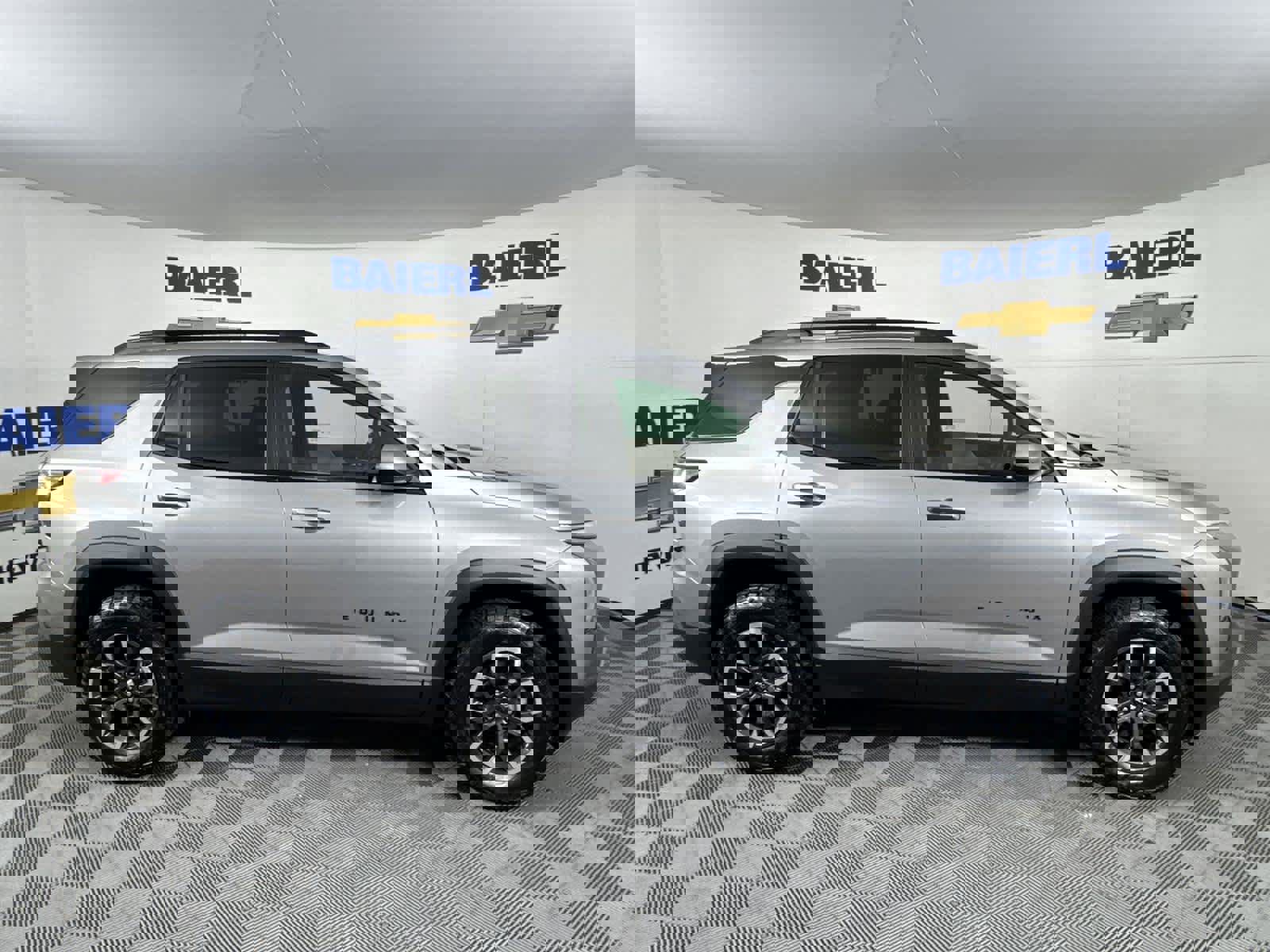 Used 2025 Chevrolet Equinox ACTIV image 6