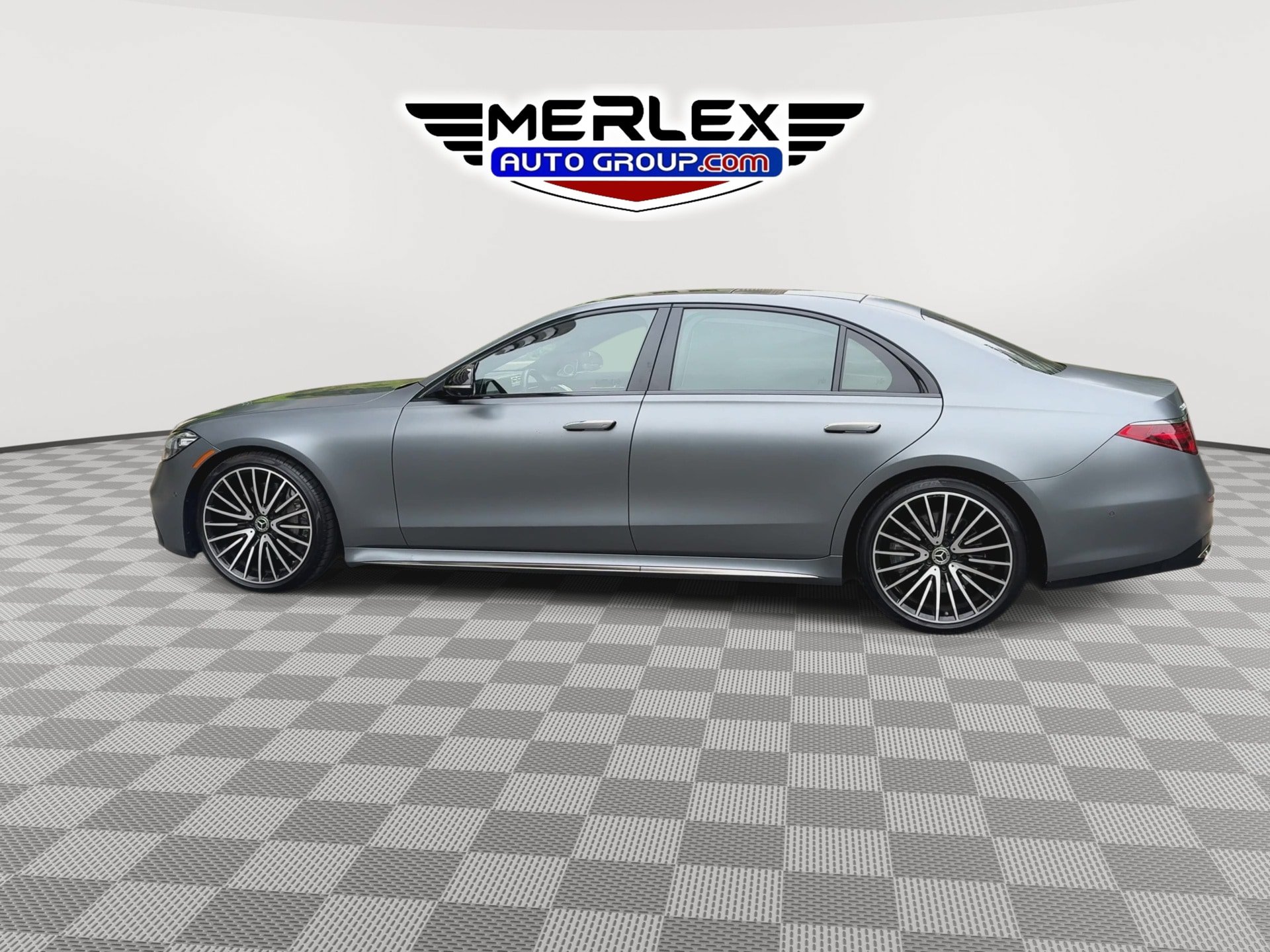 Used 2023 Mercedes-Benz S 580 4MATIC Sedan image 5