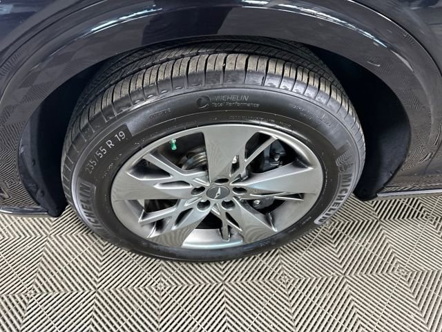 Used 2024 Genesis GV70 3.5T Sport image 10