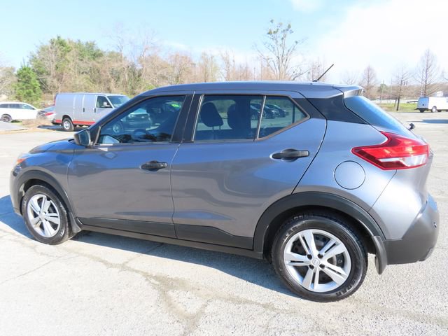 Used 2020 Nissan Kicks S FWD image 11