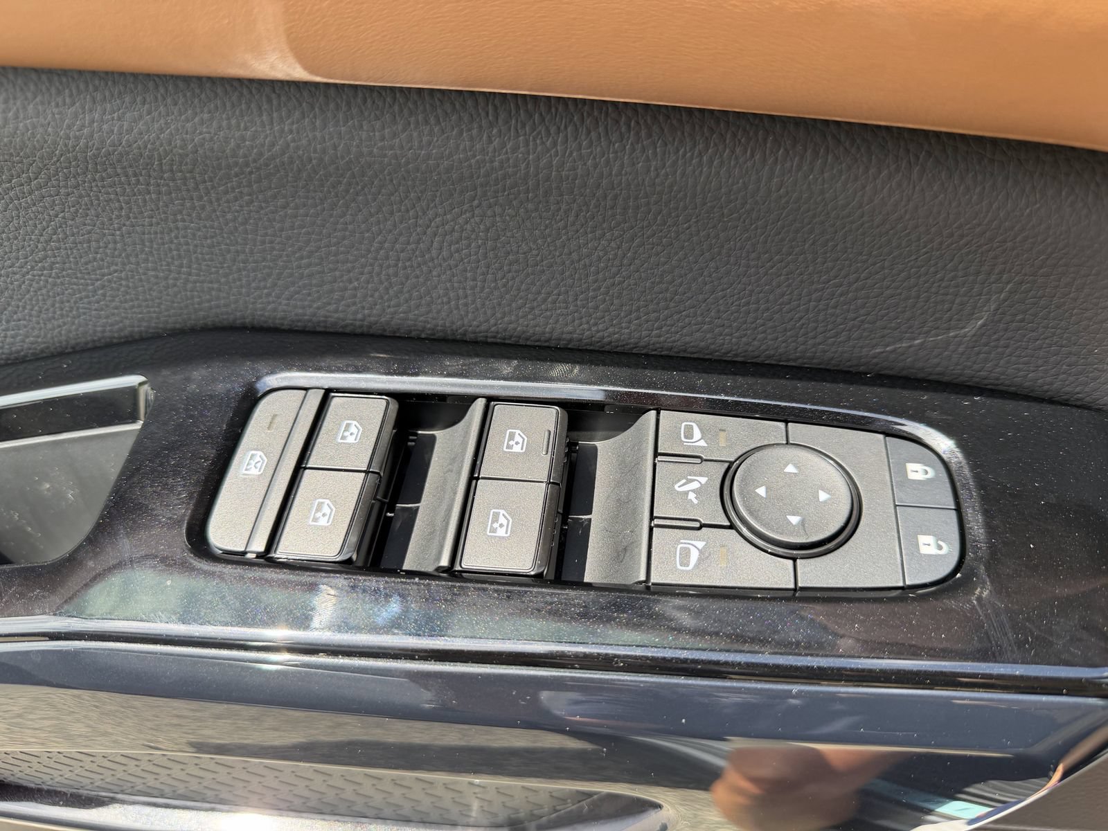 New 2026 Nissan Pathfinder Platinum FWD image 20