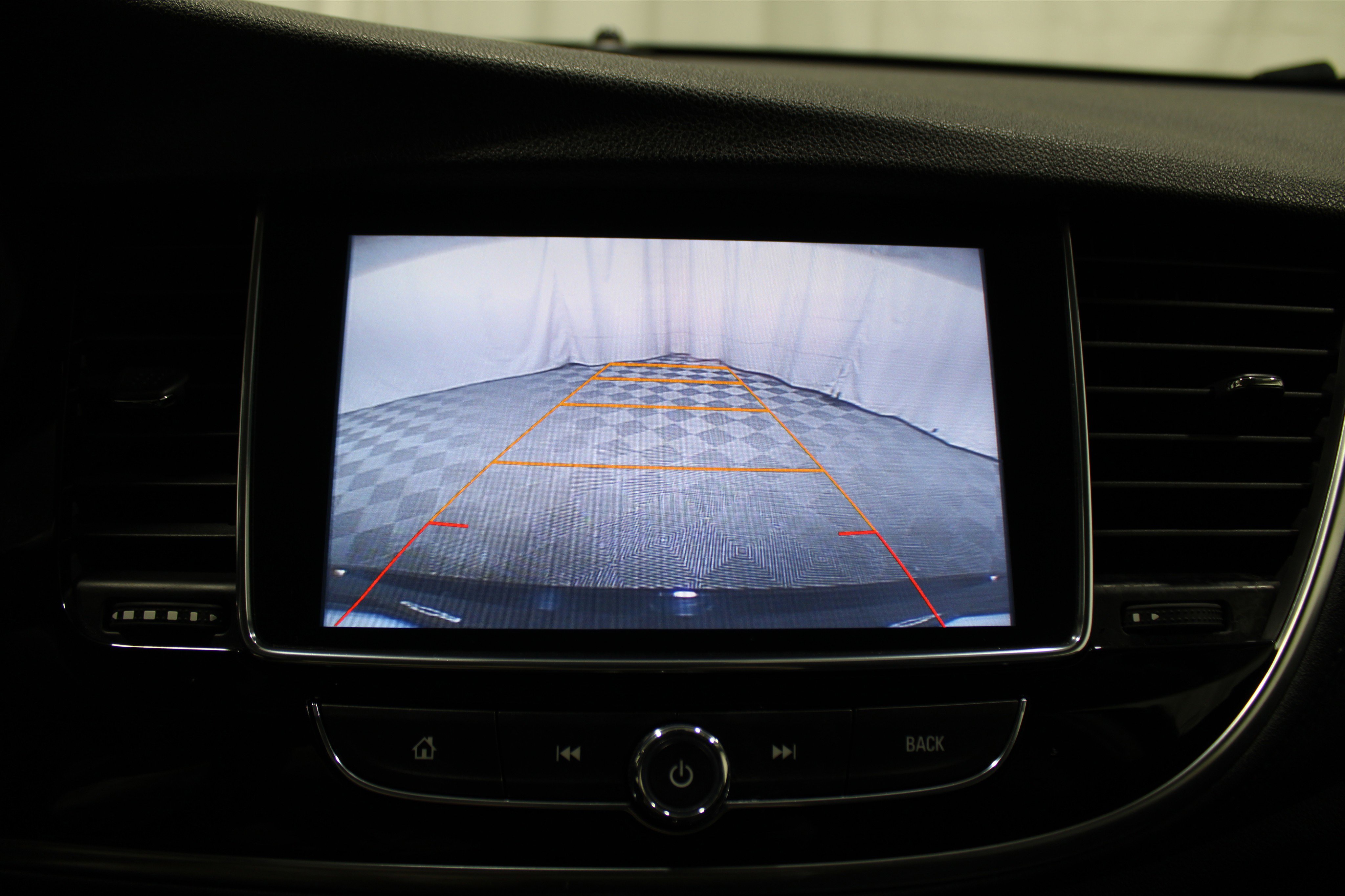 Used 2017 Buick Encore Preferred image 17