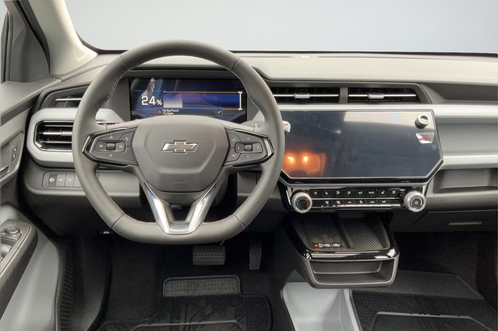 New 2027 Chevrolet Bolt RS w/ Technology Package FWD image 11