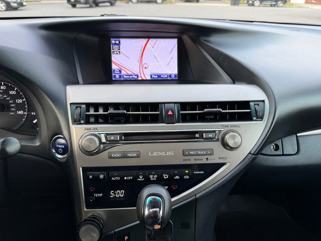 Used 2015 Lexus RX 450h AWD image 19