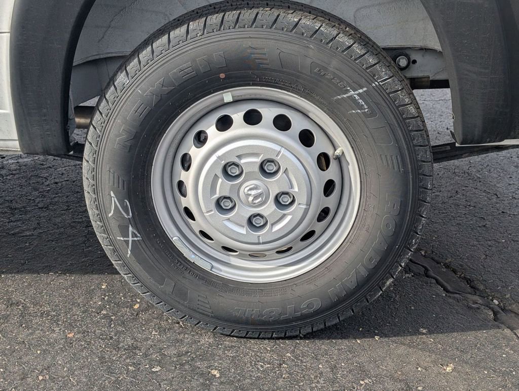Used 2024 RAM ProMaster 2500 FWD image 13