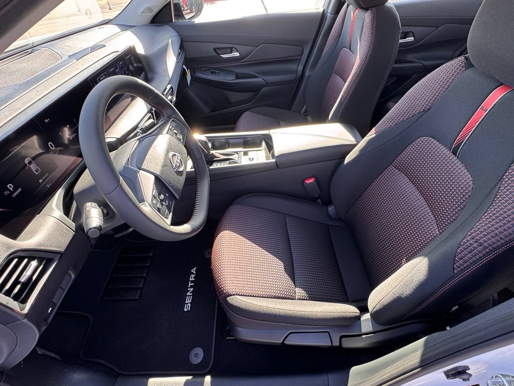 New 2026 Nissan Sentra SR w/ Floor Mat Package FWD image 11
