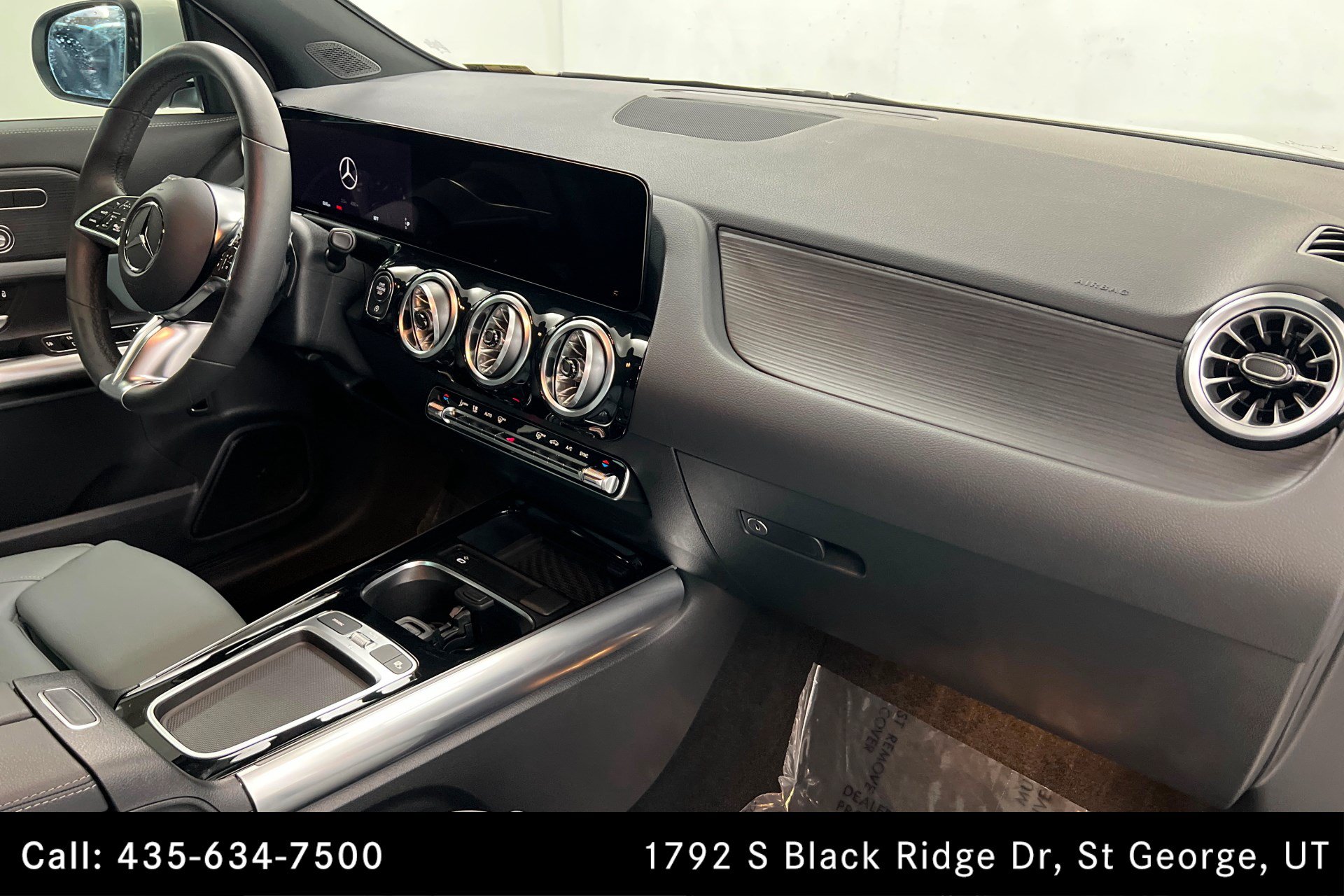 Certified 2026 Mercedes-Benz GLA 250 4MATIC image 24