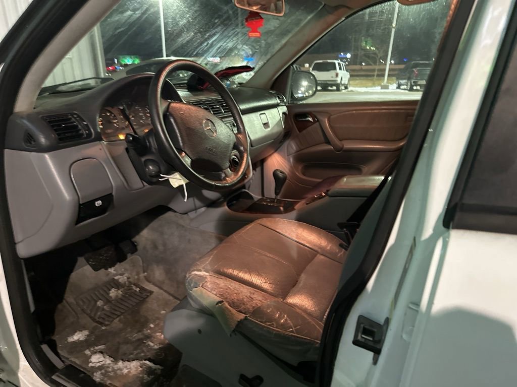 Used 2000 Mercedes-Benz ML 320 4MATIC image 14
