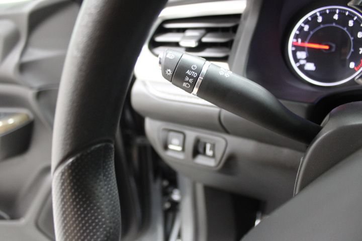 Used 2022 GMC Acadia SLE AWD/4WD image 40