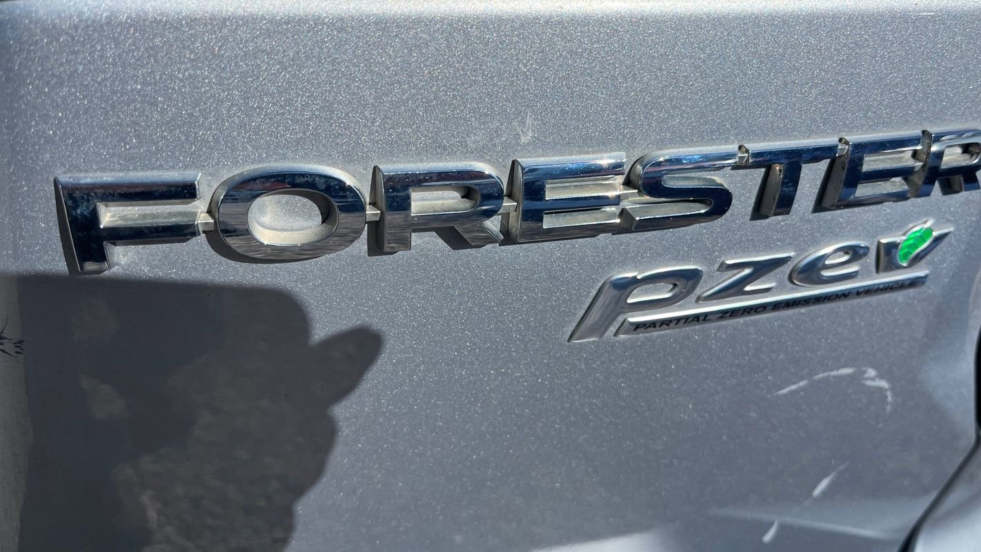 Used 2015 Subaru Forester 2.5i Limited image 25