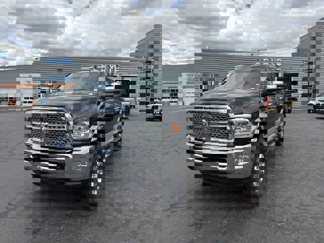 Used 2014 RAM 3500 Laramie w/ Cold Weather Group AWD/4WD image 15
