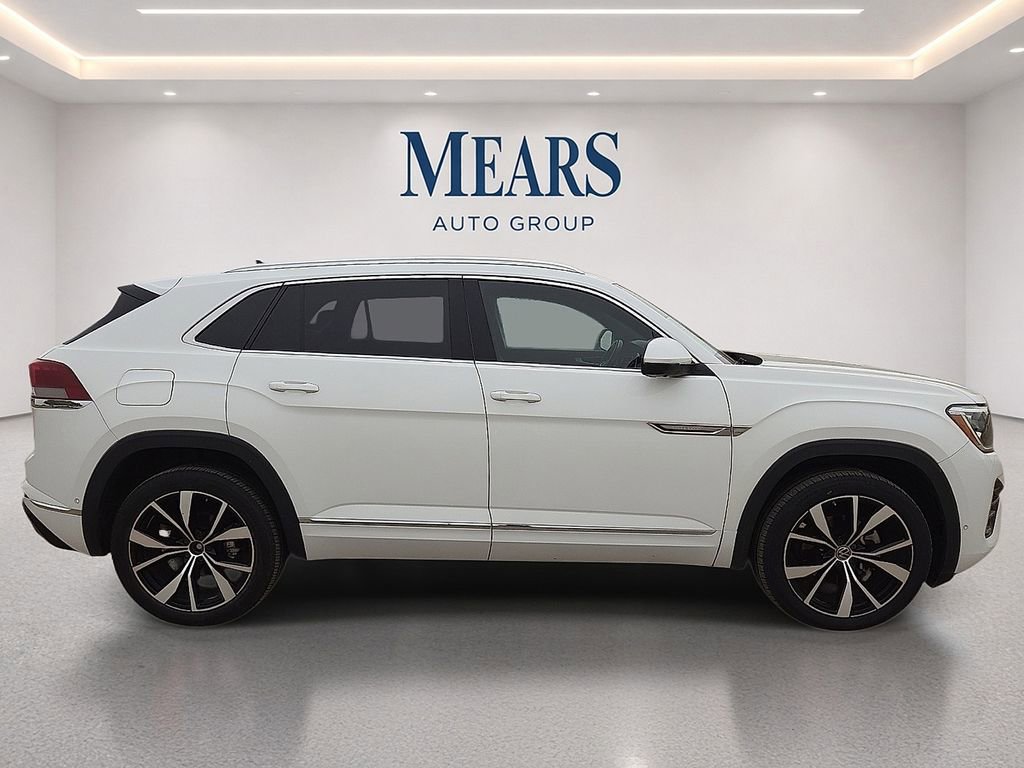 Used 2024 Volkswagen Atlas Cross Sport SEL Premium R-Line AWD/4WD image 6