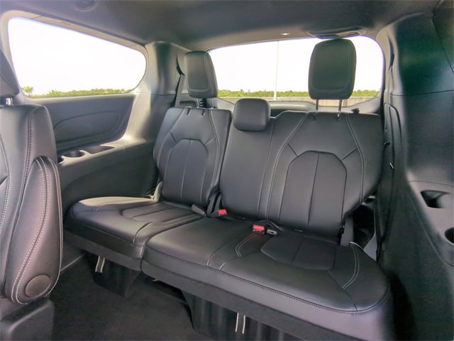 New 2026 Chrysler Voyager LX image 16
