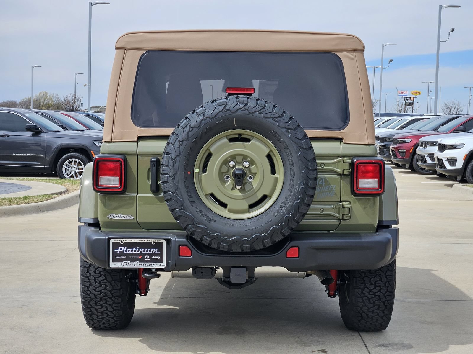 New 2026 Jeep Wrangler Unlimited Sport AWD/4WD image 8