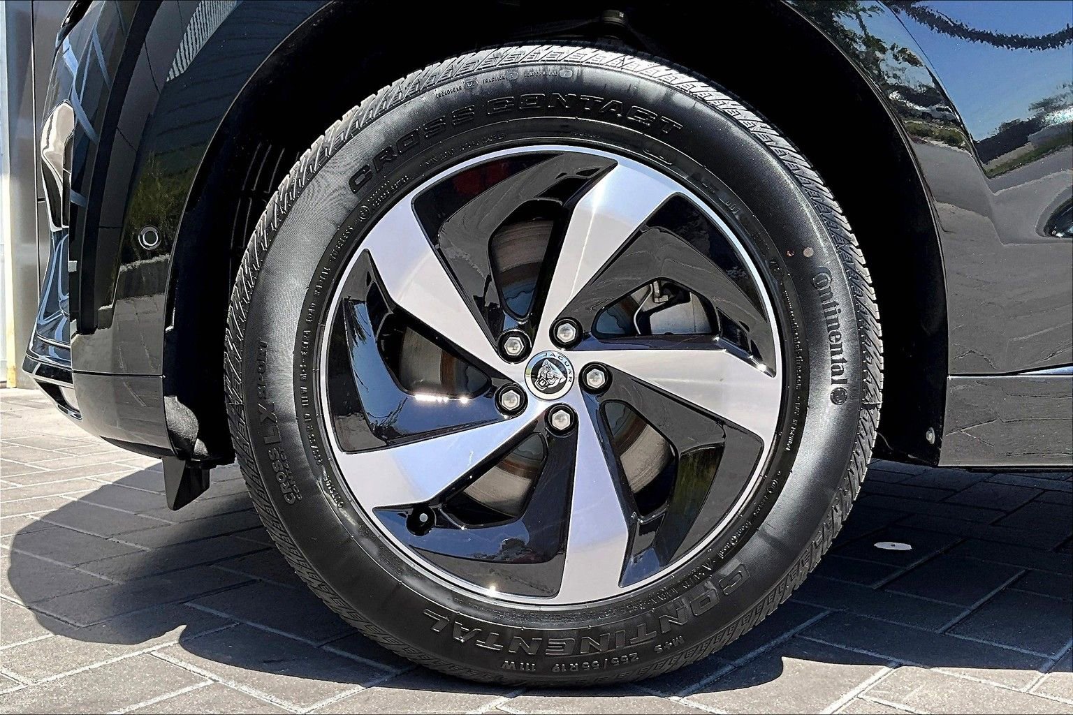 New 2026 Jaguar F-PACE R-Dynamic S image 12