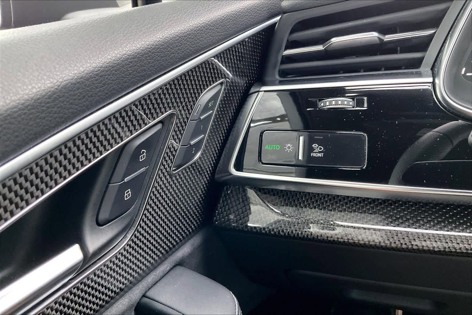 Used 2023 Audi SQ7 Prestige w/ Prestige Package AWD/4WD image 32