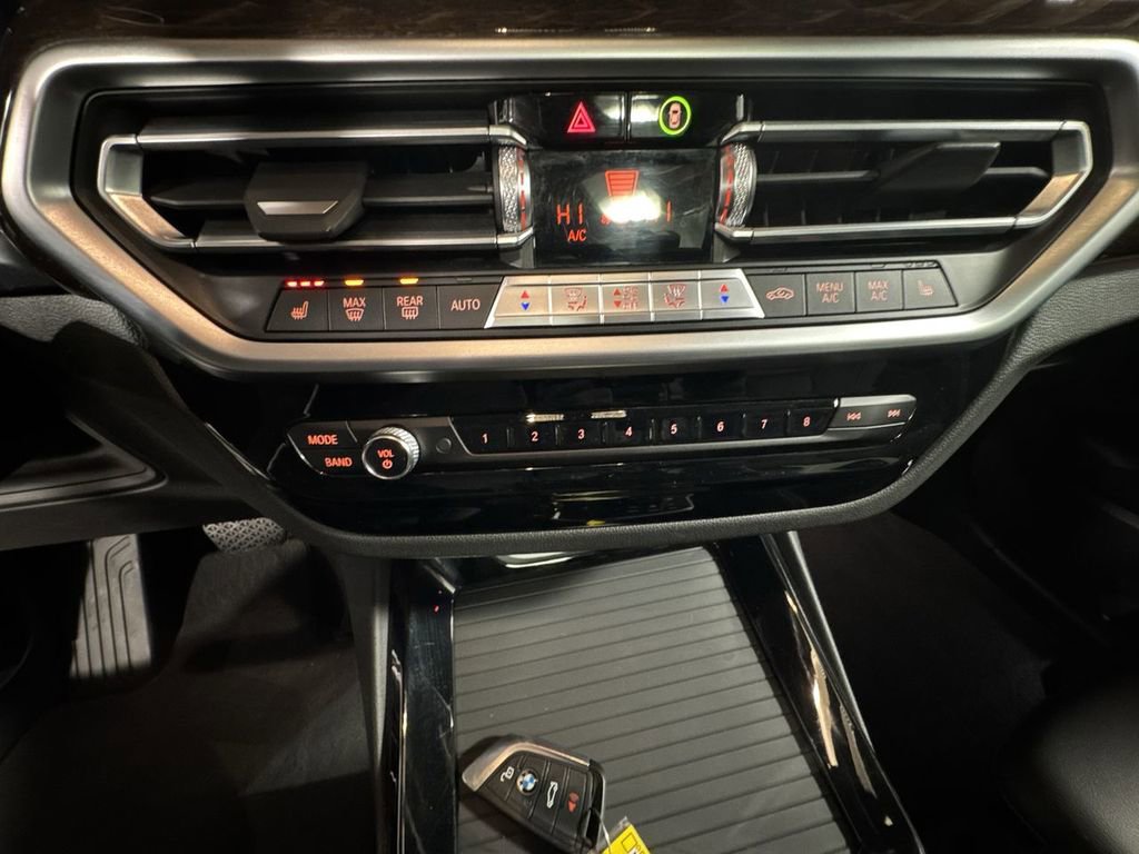 Used 2022 BMW X3 xDrive30i w/ Premium Package 2 image 26