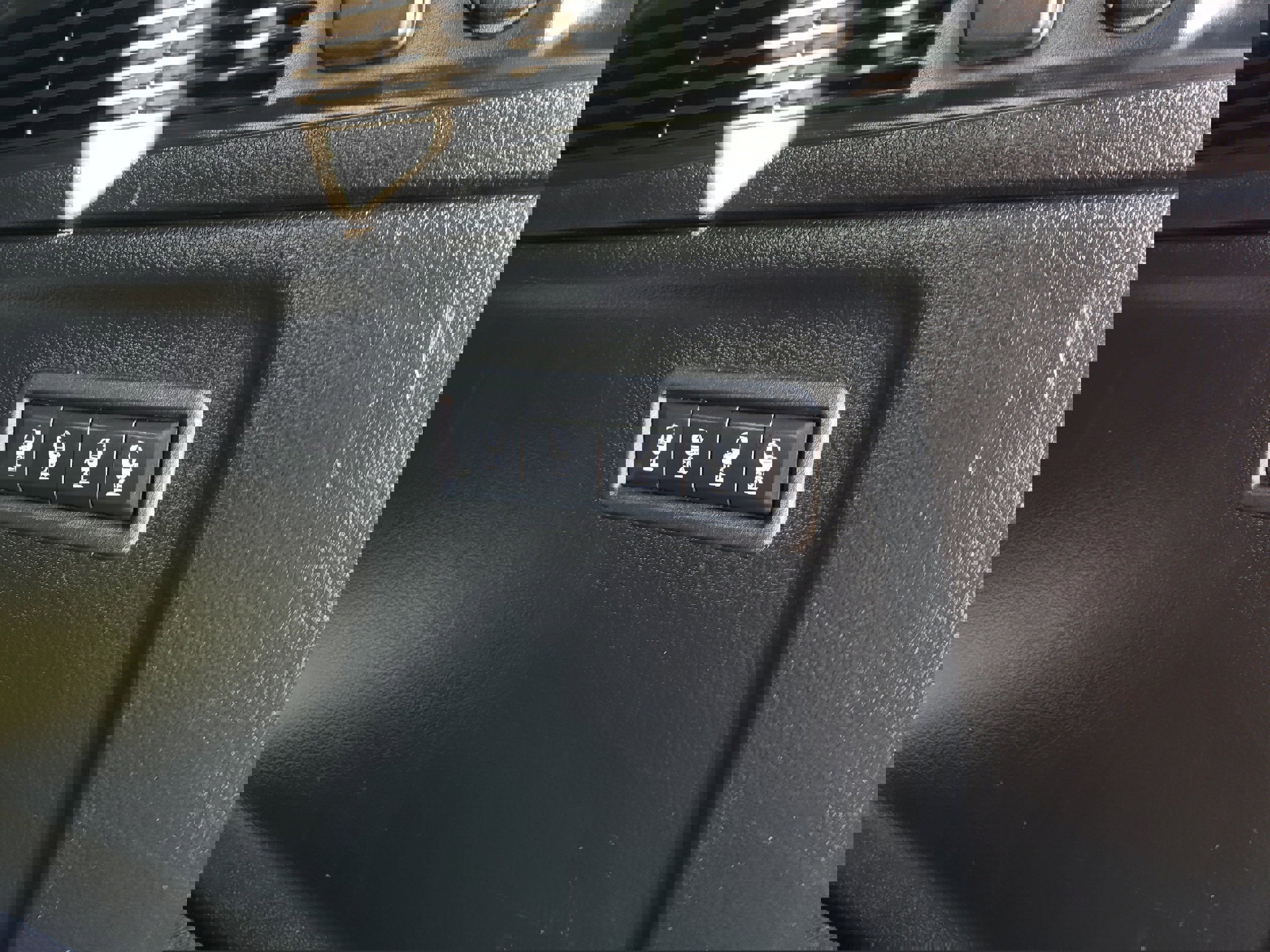 Used 2024 Jeep Wagoneer L Series II w/ Flexible Seating Group image 28