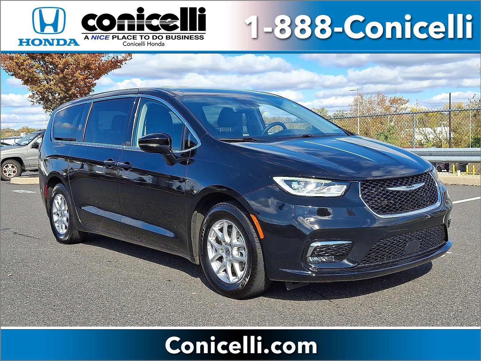 Used 2024 Chrysler Pacifica Touring-L