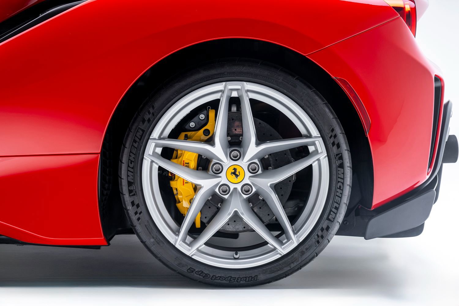 Used 2020 Ferrari 488 Pista Spider image 26