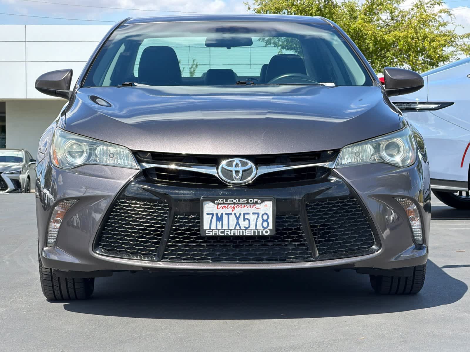 Used 2015 Toyota Camry SE FWD image 10