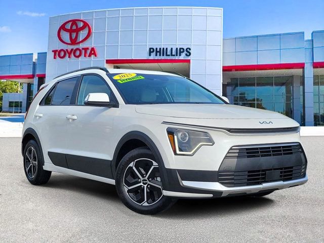 Used 2025 Kia Niro EX